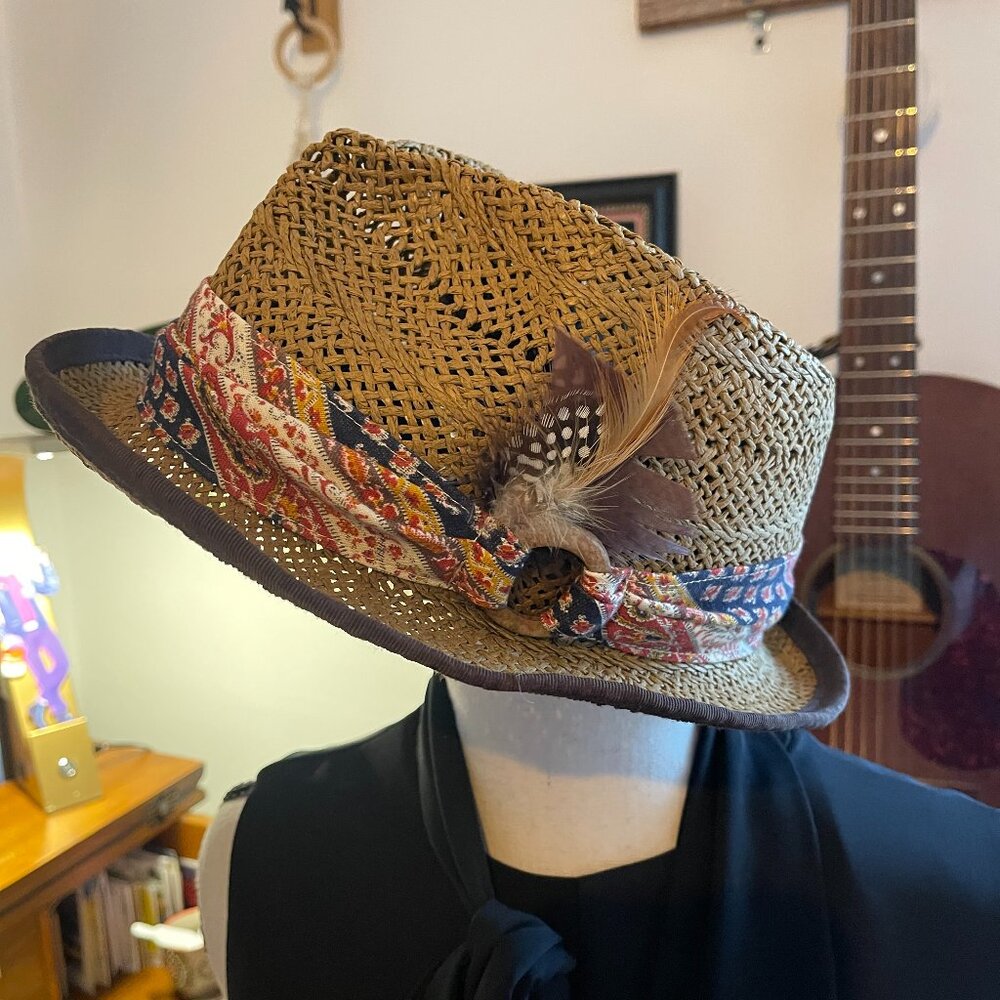 DeLux Fedora Straw Hat w/ Feathers One Size